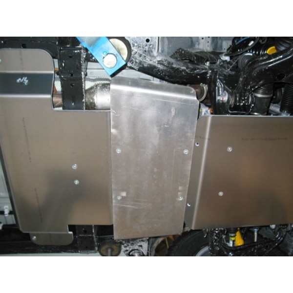 PROTECCION CAJA DE CAMBIOS HILUX REVO