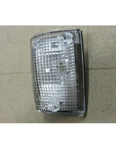 LUZ INTERMITENTE/POSICION DELANTERA IZQUIERDA J6