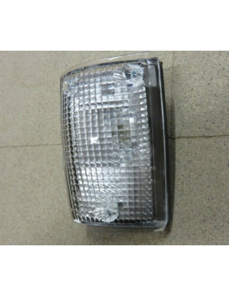 LUZ INTERMITENTE/POSICION DELANTERA IZQUIERDA J6