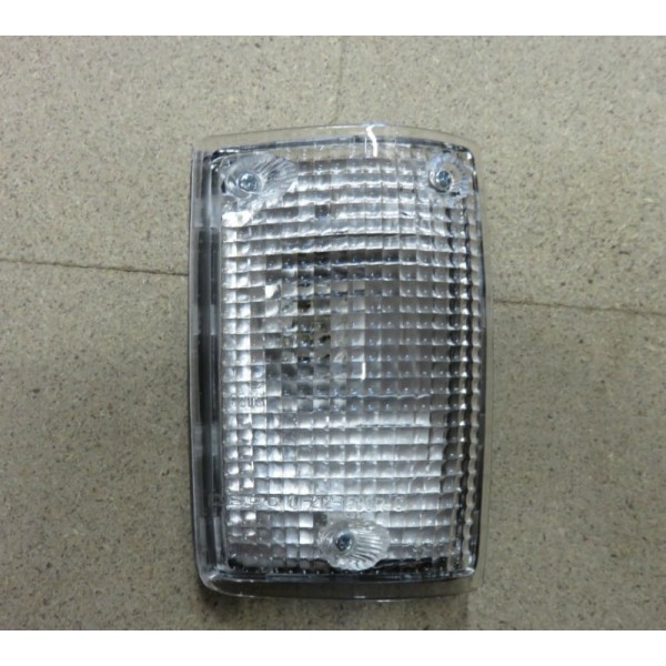 LUZ INTERMITENTE/POSICION DELANTERA DERECHA J6