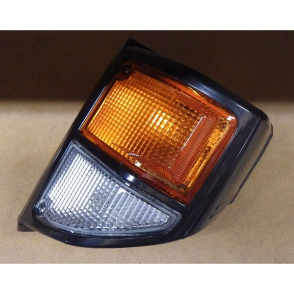 INTERMITENTE DELANTERO DERECHO J7 (NEGRO) (POSTERIOR A 1999)