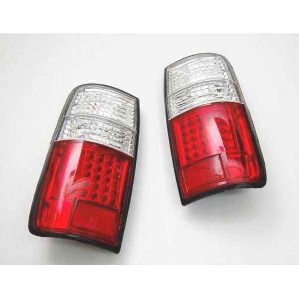 JUEGO DE PILOTOS TRASEROS LED J8 (PAR) CRISTAL