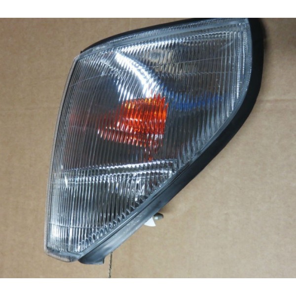 INTERMITENTE DELANTERO IZQUIERDO J9 (HOMOLOGADO) CRISTAL ESTRIADO
