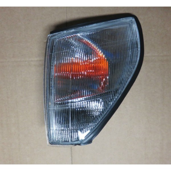 INTERMITENTE DELANTERO IZQUIERDO J9 (HOMOLOGADO) CRISTAL ESTRIADO