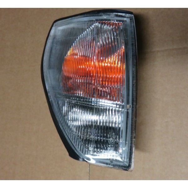 INTERMITENTE DELANTERO DERECHO J9 (HOMOLOGADO) CRISTAL ESTRIADO