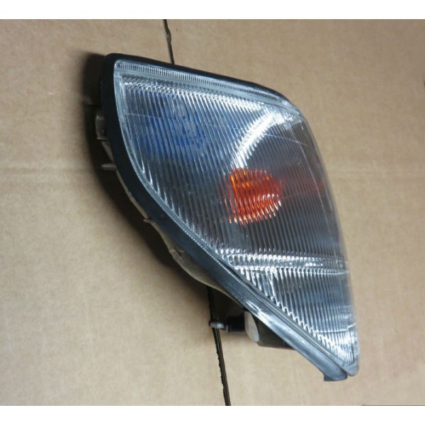 INTERMITENTE DELANTERO DERECHO J9 (HOMOLOGADO) CRISTAL ESTRIADO
