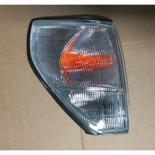 INTERMITENTE DELANTERO DERECHO J9 (HOMOLOGADO) CRISTAL ESTRIADO