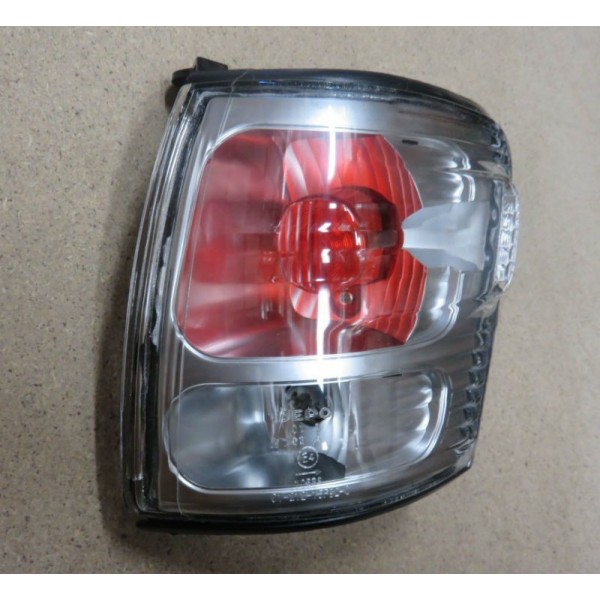 INTERMITENTE DELANTERO IZQUIERDO HILUX (2002 A 2005)