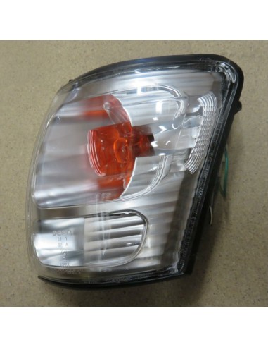 INTERMITENTE DELANTERO IZQUIERDO HILUX (2002 A 2005)
