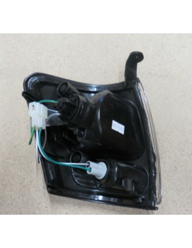 INTERMITENTE DELANTERO IZQUIERDO HILUX (2002 A 2005)