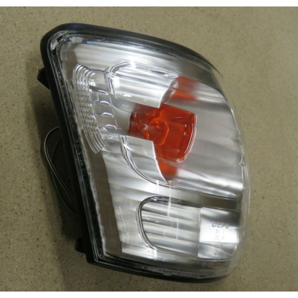 INTERMITENTE DELANTERO DERECHO HILUX (2002 A 2005)