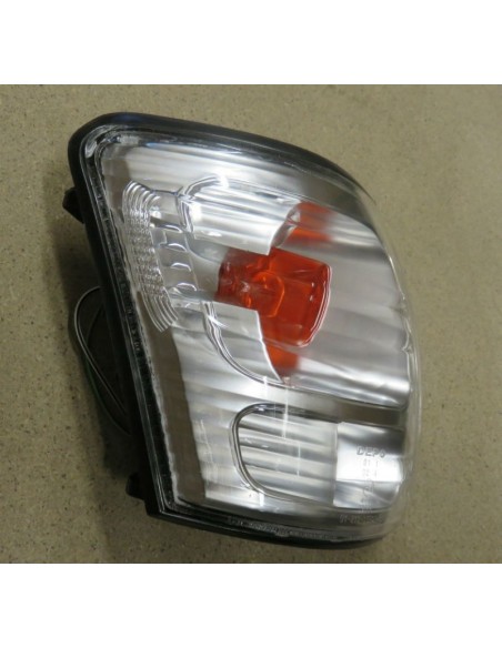 INTERMITENTE DELANTERO DERECHO HILUX (2002 A 2005)