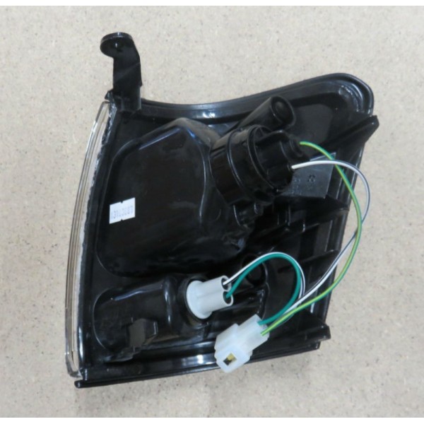 INTERMITENTE DELANTERO DERECHO HILUX (2002 A 2005)