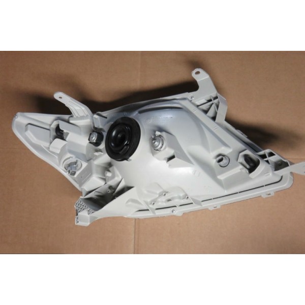 FARO DELANTERO IZQUIERDO HILUX (2005-2008)