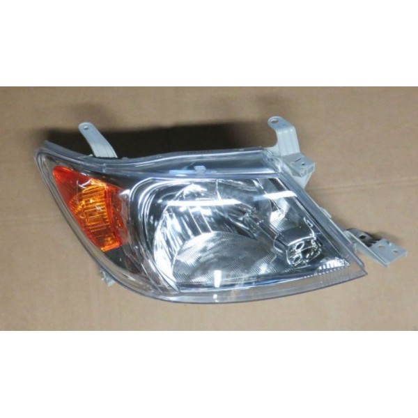 FARO DELANTERO DERECHO HILUX (2005-2008)