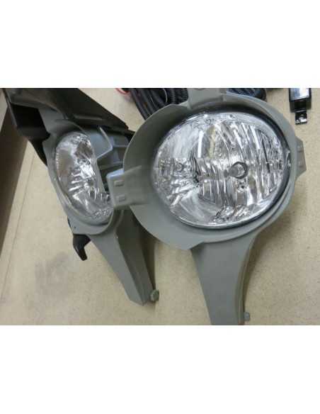 KIT COMPLETO FAROS ANTINIEBLA HILUX (2005-2008)