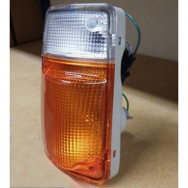 INTERMITENTE IZQUIERDO NISSAN PATROL Y60 (1995-1997)