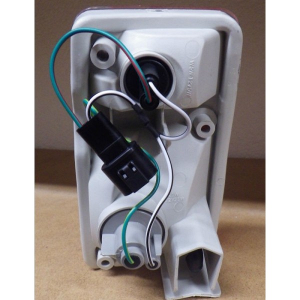 INTERMITENTE IZQUIERDO NISSAN PATROL Y60 (1995-1997)