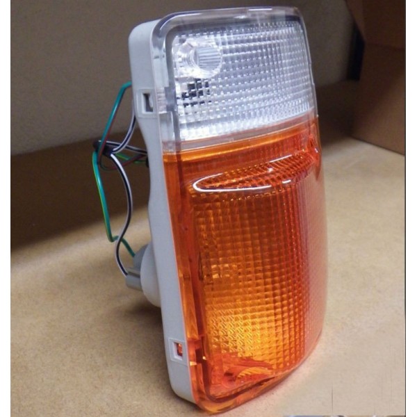 INTERMITENTE DERECHO NISSAN PATROL Y60 (1995-1997)