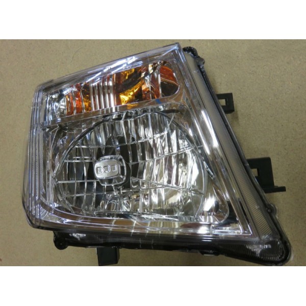 FARO DELANTERO DERECHO NISSAN NAVARA D40 / PATHFINDER R51 (2005-2010)