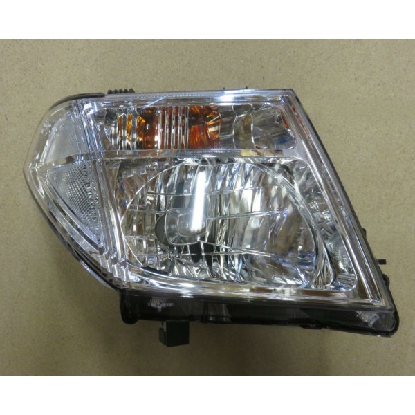 FARO DELANTERO DERECHO NISSAN NAVARA D40 / PATHFINDER R51 (2005-2010)
