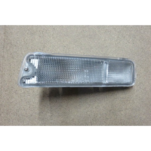 INTERMITENTE DELANTERO IZQUIERDO L200 (2000-2004) BLANCO