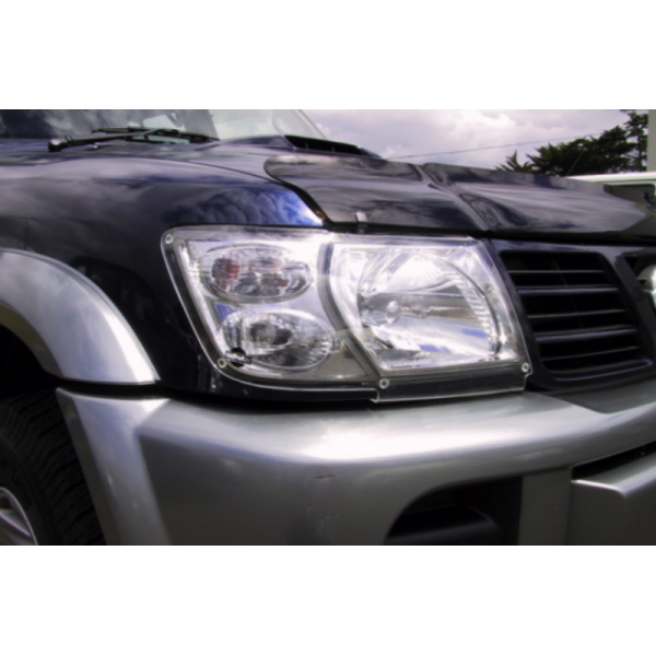 PROTECTOR ACRILICO FAROS DELANTEROS NISSAN PATROL Y61 (2002-2004)