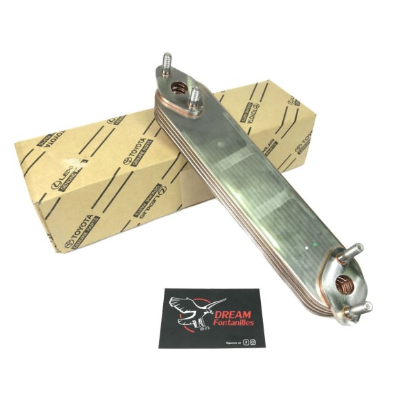 RADIADOR INTERCAMBIADOR DE ACEITE J8 ORIGINAL TOYOTA LAND CRUISER
