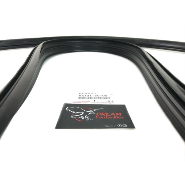GOMA DELANTERA PARABRISAS J8 ORIGINAL TOYOTA LAND CRUISER