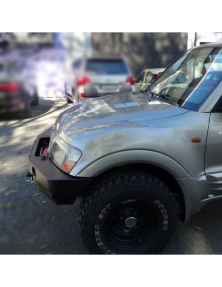 PARACHOQUES DELANTERO ACERO REFORZADO MONTERO V60 MITSUBISHI