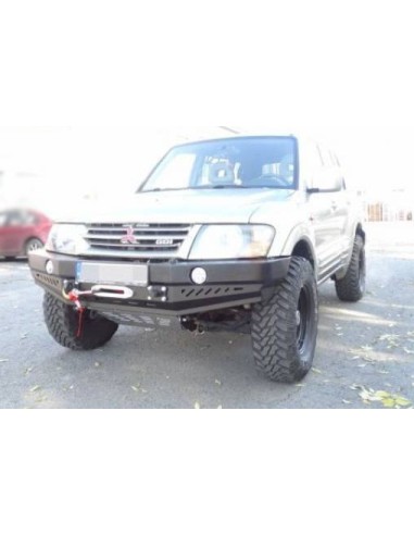 PARACHOQUES DELANTERO ACERO REFORZADO MONTERO V60 MITSUBISHI