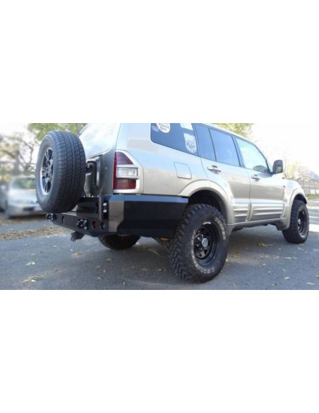 PARACHOQUES TRASERO ACERO REFORZADO MONTERO V60 MITSUBISHI