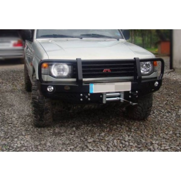 PARACHOQUES DELANTERO ACERO REFORZADO MITSUBISHI MONTERO V20/40 (CON ALETINES)