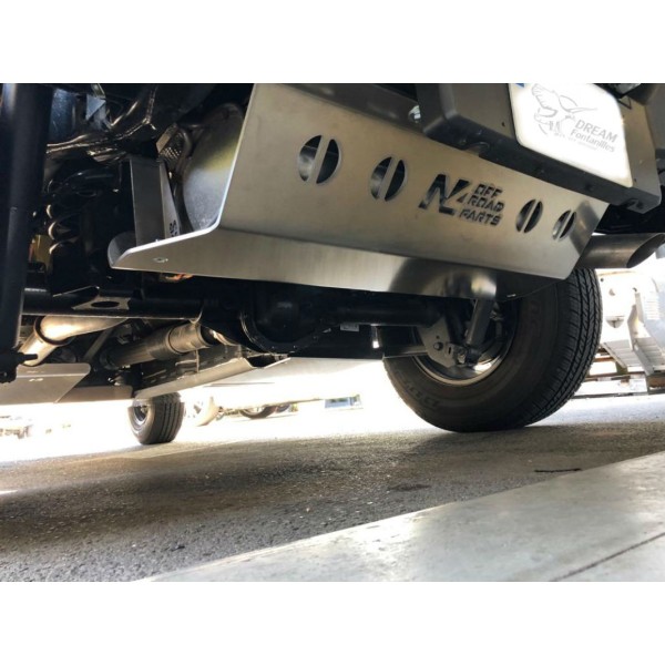 PROTECCION ESCAPE TRASERO JEEP JL (5 PUERTAS - GASOLINA) N4-OFFROAD