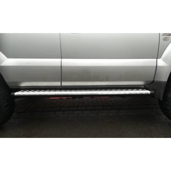 ESTRIBERAS O TALONERAS REFORZADAS  J12 (5 PUERTAS) TOYOTA LAND CRUISER