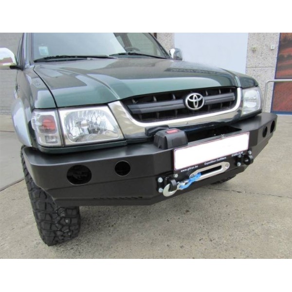 PARACHOQUES DELANTERO ACERO REFORZADO HILUX 97-04 TOYOTA