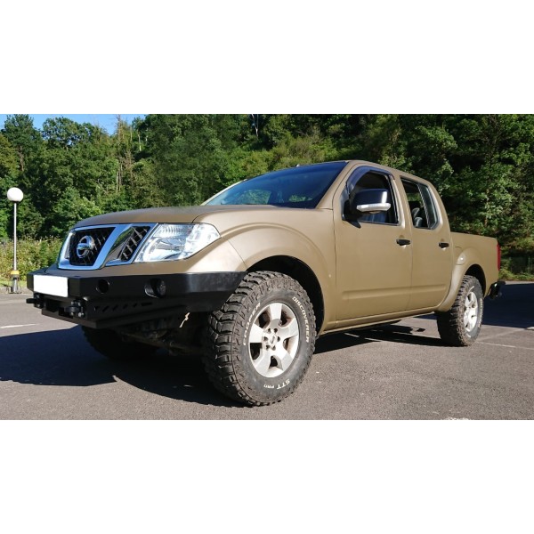PARACHOQUES DELANTERO ACERO REFORZADO NISSAN NAVARA D40 (2010-2014)