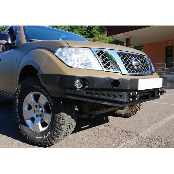 PARACHOQUES DELANTERO ACERO REFORZADO NISSAN NAVARA D40 (2010-2014)