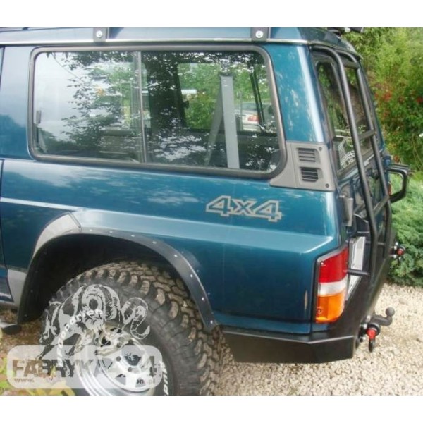 Long ladder for rear door of Nissan Patrol Y60...