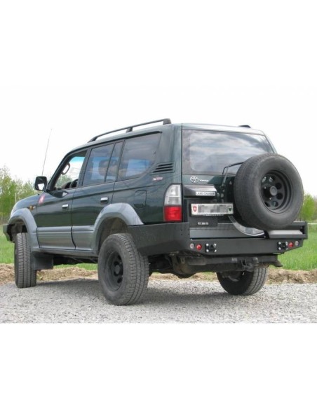 Heckstoßstange aus verstärktem Stahl J9 (5 Türen mit Kotflügeln) mit Pilotlöchern Toyota Land Cruiser - Fabryka 4x4