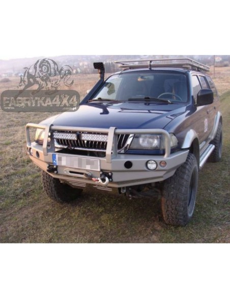Parachoques delantero de acero reforzado Mitsubishi Montero Sport (96 - 00) - Fabryka 4x4
