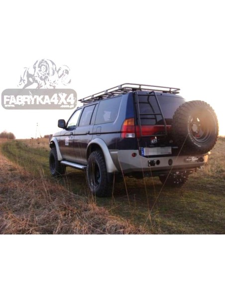 Para-choque traseiro de aço reforçado Mitsubishi Montero Sport (96 - 00) - Fabryka 4x4