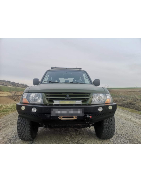 Front bumper made of reinforced steel for Mitsubishi Montero V60 Mitsubishi - Fabryka 4x4
