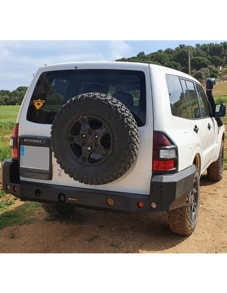 Reinforced steel rear bumper for Mitsubishi Montero V60 (5 doors) Mitsubishi - Fabryka 4x4.