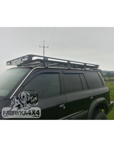 Barraca africana com grade Nissan Patrol Y61 (5...