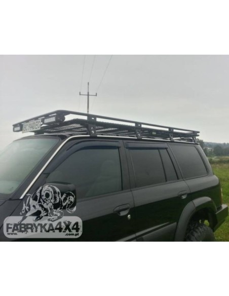 Barraca africana com grade Nissan Patrol Y61 (5 portas) - Fabryka 4x4