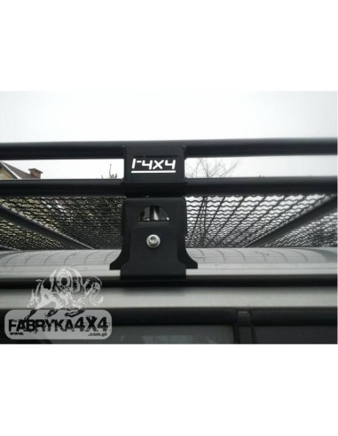 Barraca africana com grade Nissan Patrol Y61 (5...