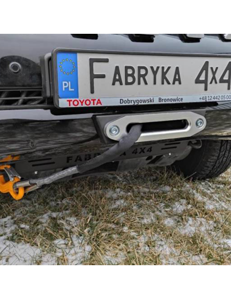 Soporte cabrestante reforzado Toyota Land Cruiser J15 (13 - 17) - Fabryka 4x4