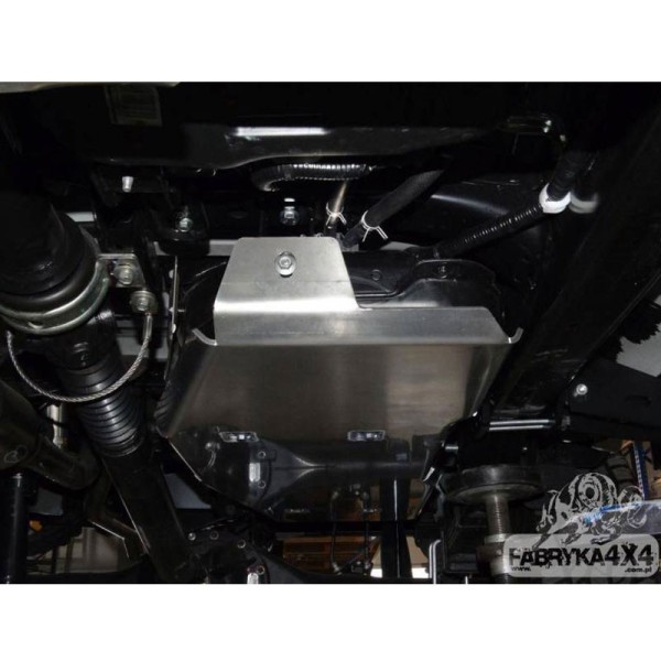 Protección depósito de combustible Toyota Hilux...