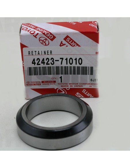 Rear hub retainer for Toyota Hilux Vigo (rear - 2008) - Original Toyota Land Cruiser